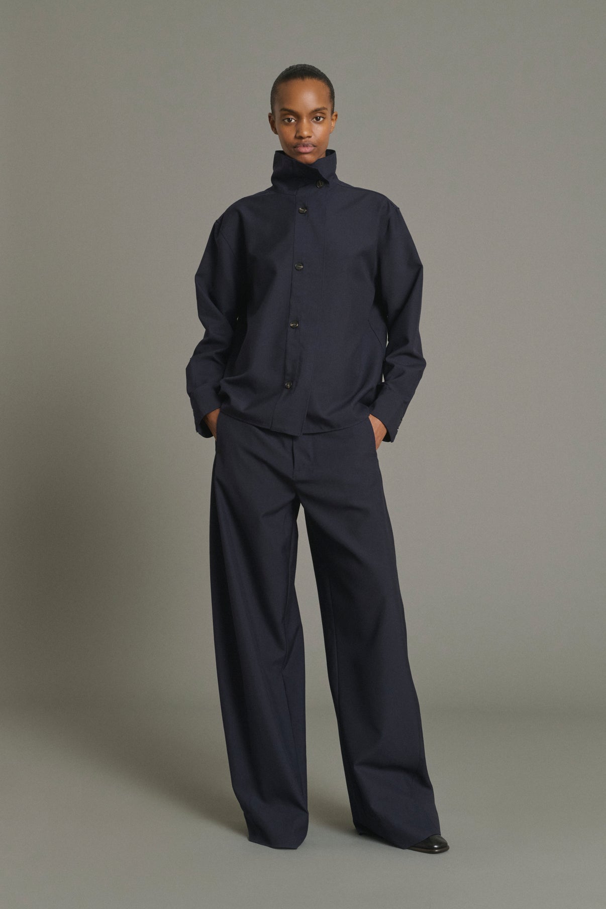 Jaelle Shirt - Midnight Blue - Women vue 2