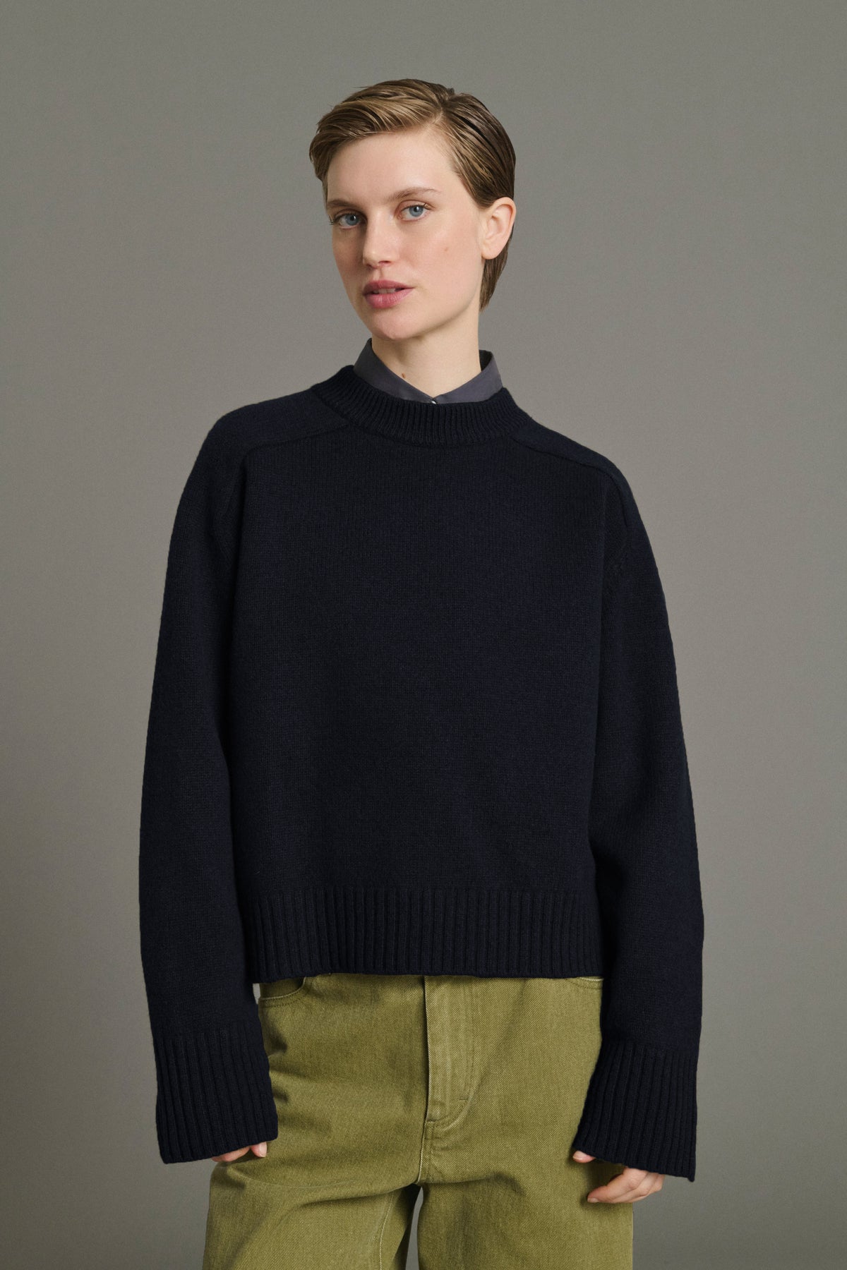 WILL NAVY PULLOVER vue 3